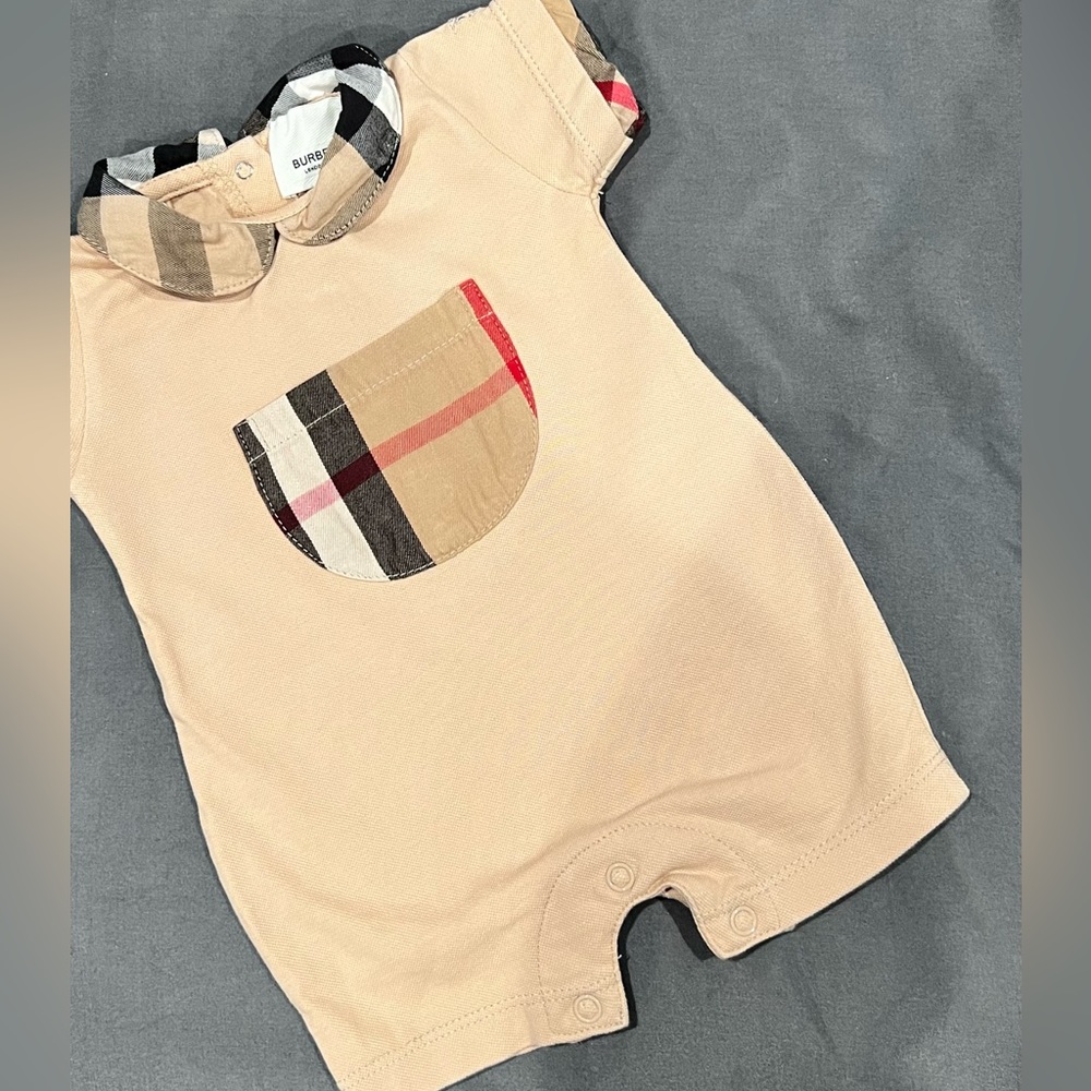 Burberry Baby romper, size 1m